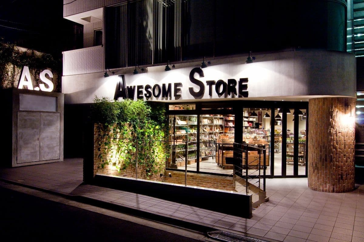 awrsame_store_m02.jpg